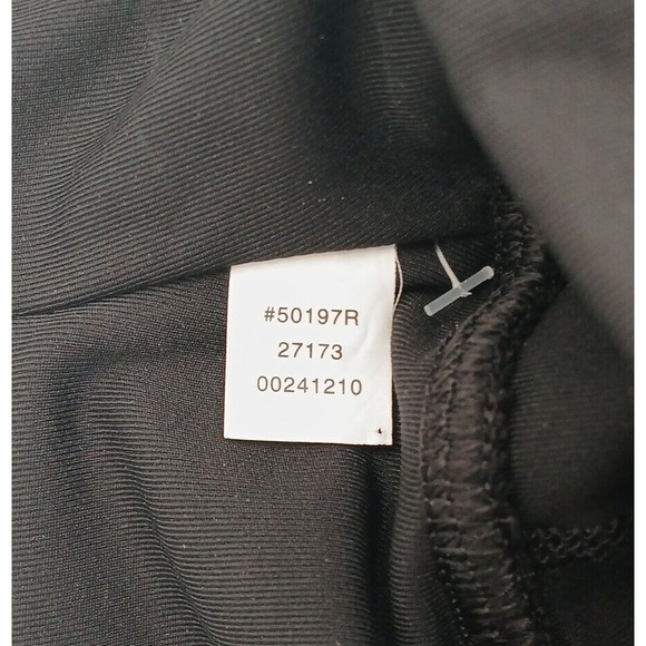 Spanx Womens The Get‎ Moving Short in Black Size X Small Workout Shorts 50197R - Picture 10 of 10